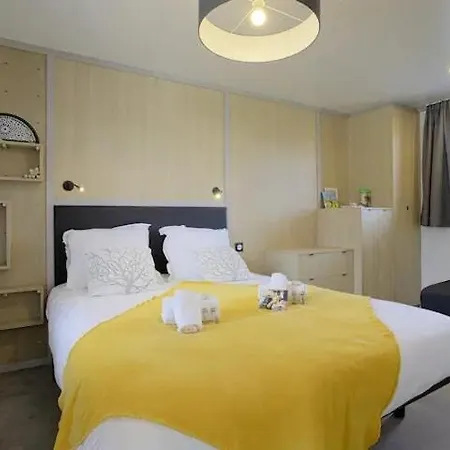 Chalet A Quinze Minutes Des Plages